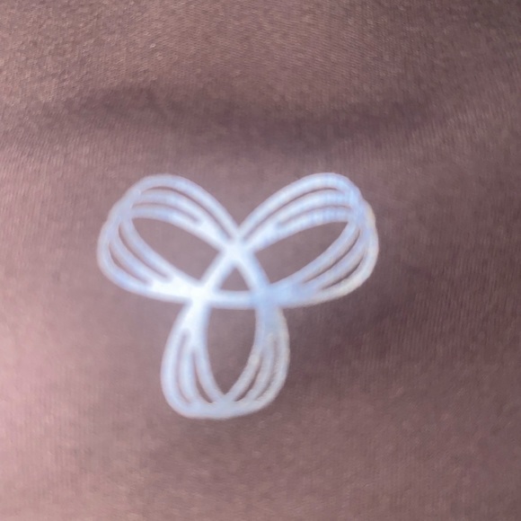 Aritzia biker shorts - Picture 3 of 3